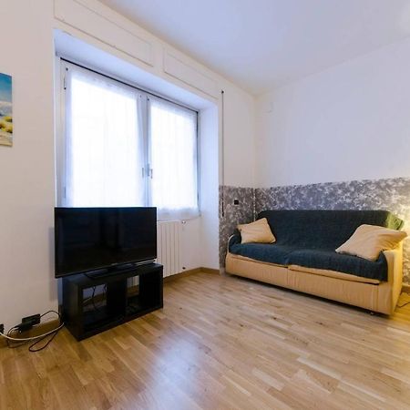 Altido Elegant 1 Bedroom Apt Moments From The Sea Cenova Dış mekan fotoğraf