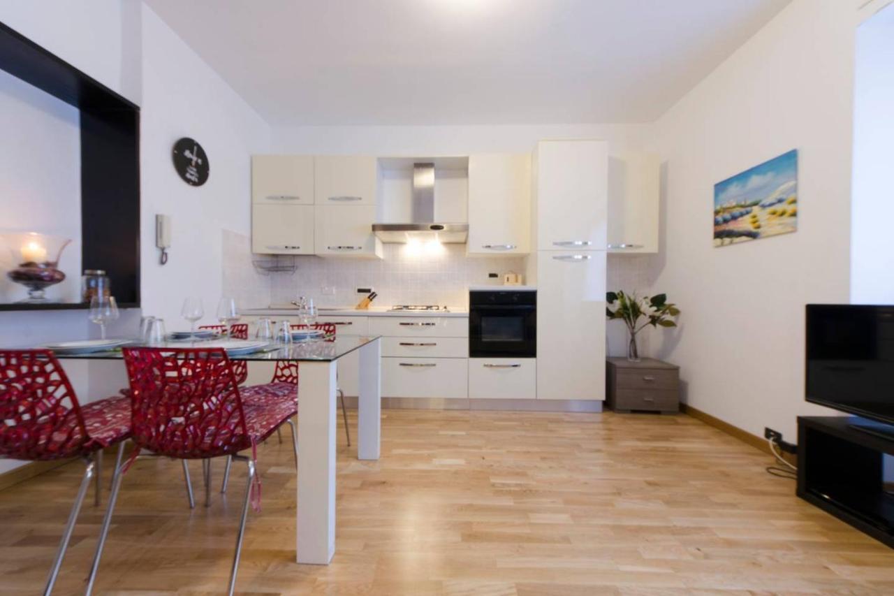 Altido Elegant 1 Bedroom Apt Moments From The Sea Cenova Dış mekan fotoğraf