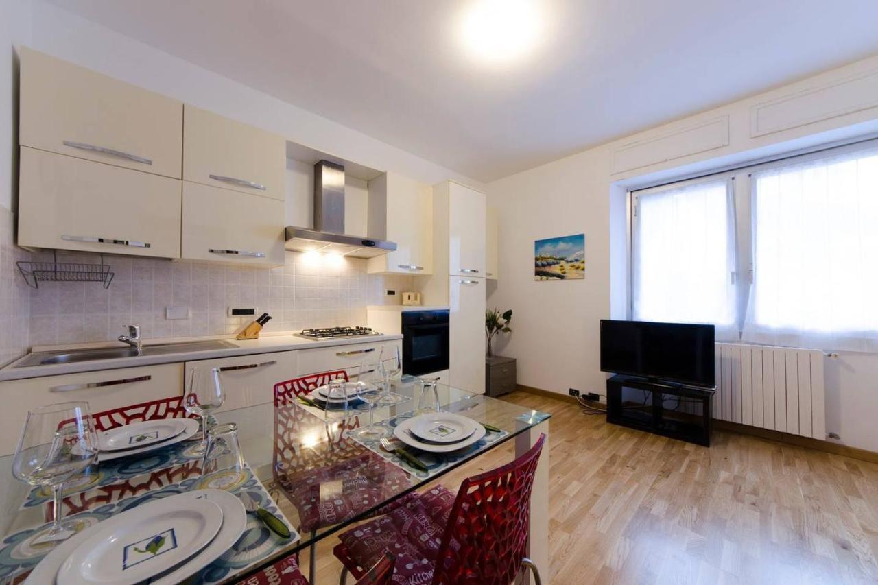 Altido Elegant 1 Bedroom Apt Moments From The Sea Cenova Dış mekan fotoğraf